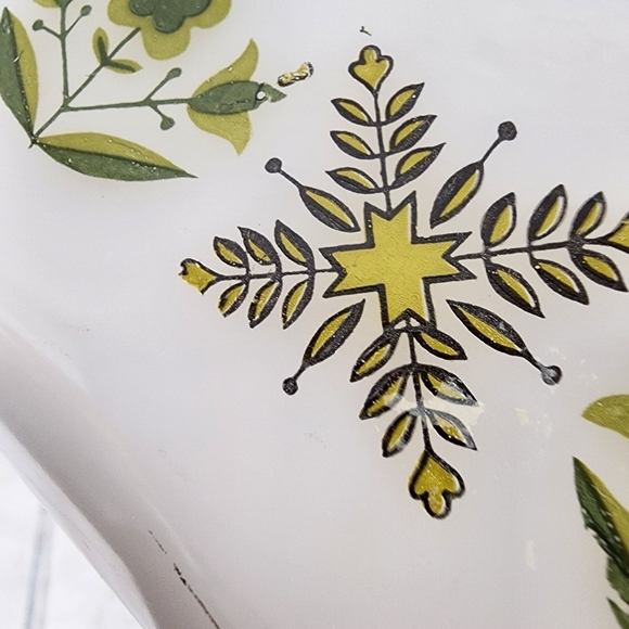 Vintage Anchor Hocking 8" Green Meadow Cake Pan Milk Glass Fire King Ovenware - Picture 8 of 15